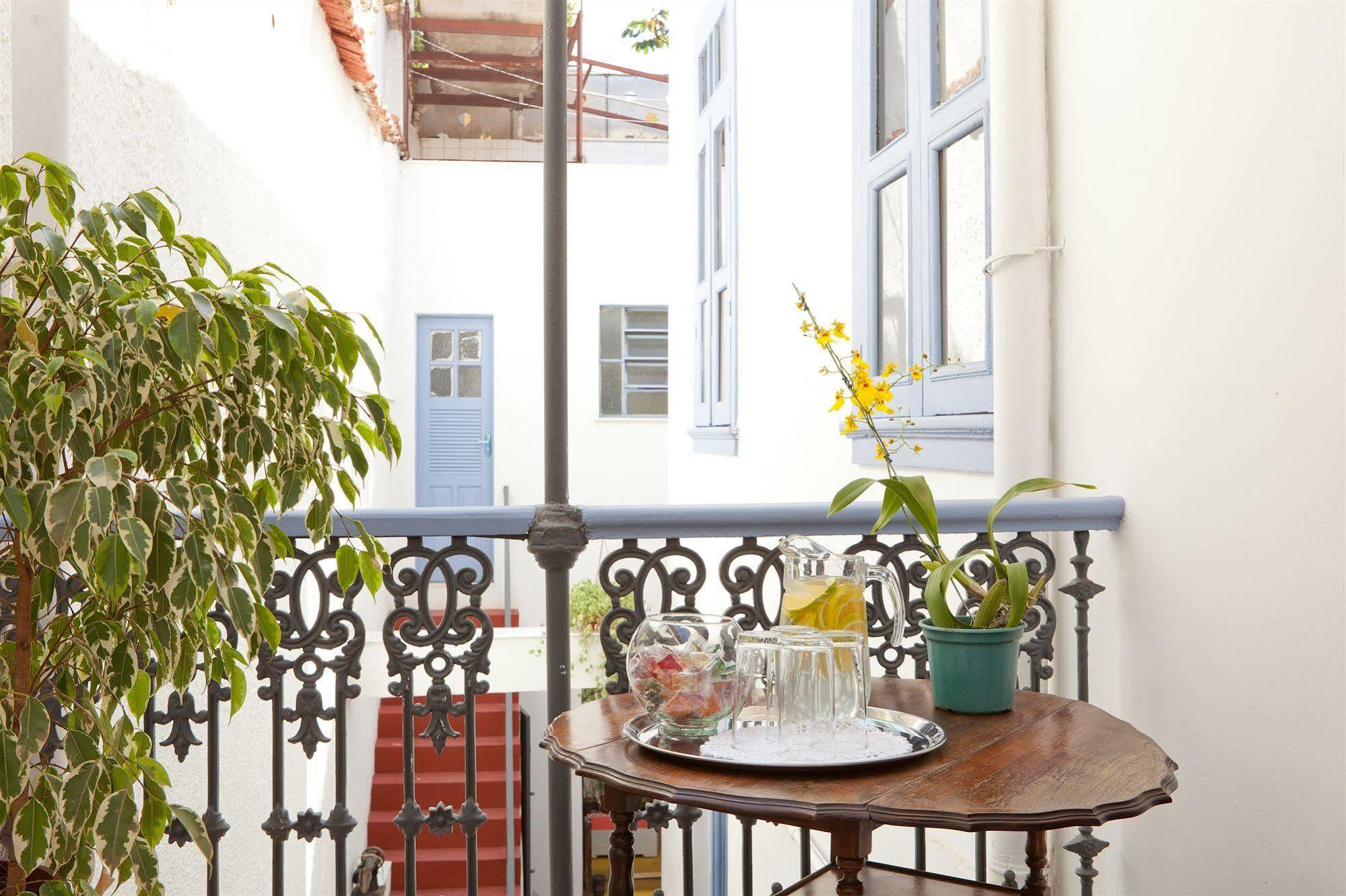 Olia Hostel B&B *